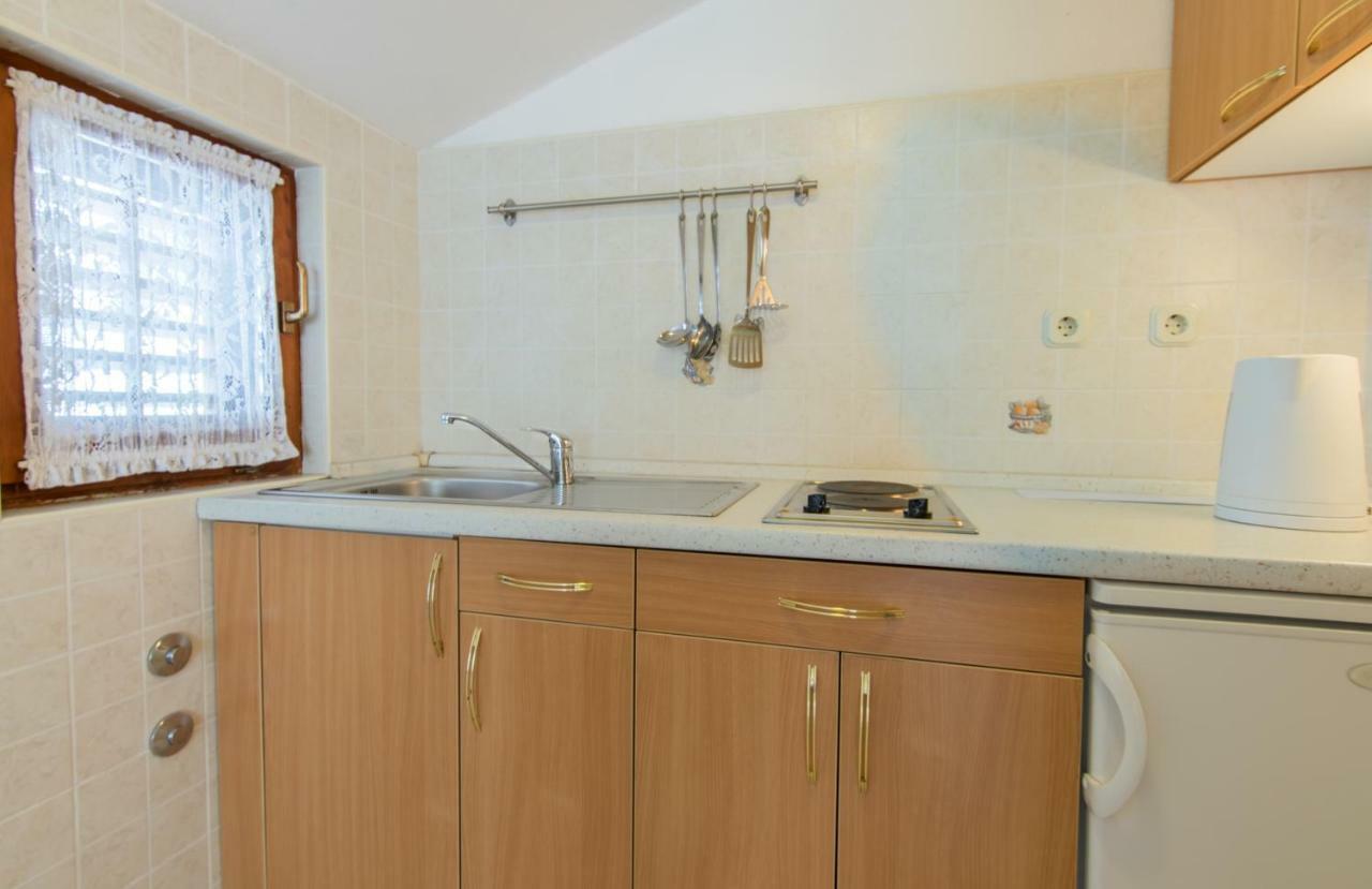 Apartments Baskovic Promajna Εξωτερικό φωτογραφία