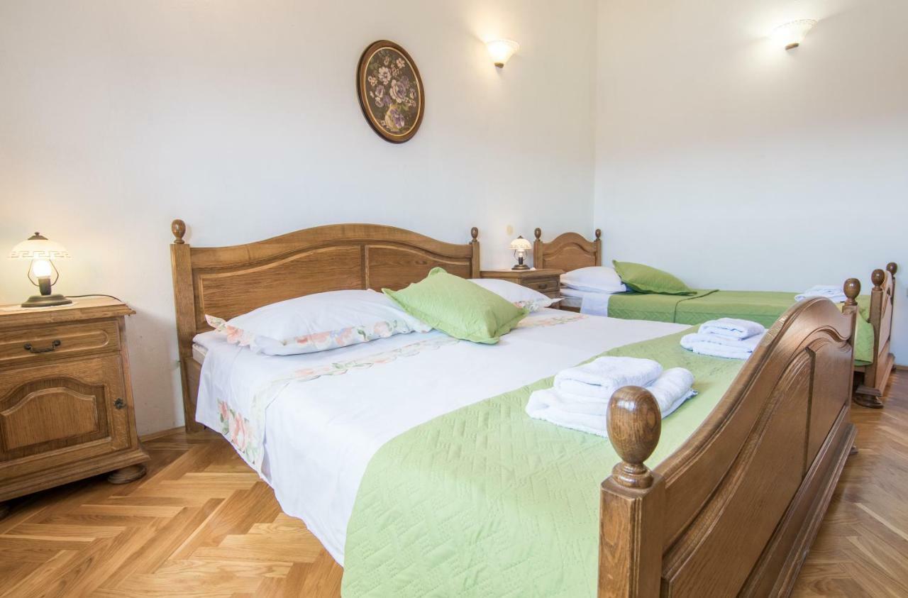 Apartments Baskovic Promajna Εξωτερικό φωτογραφία