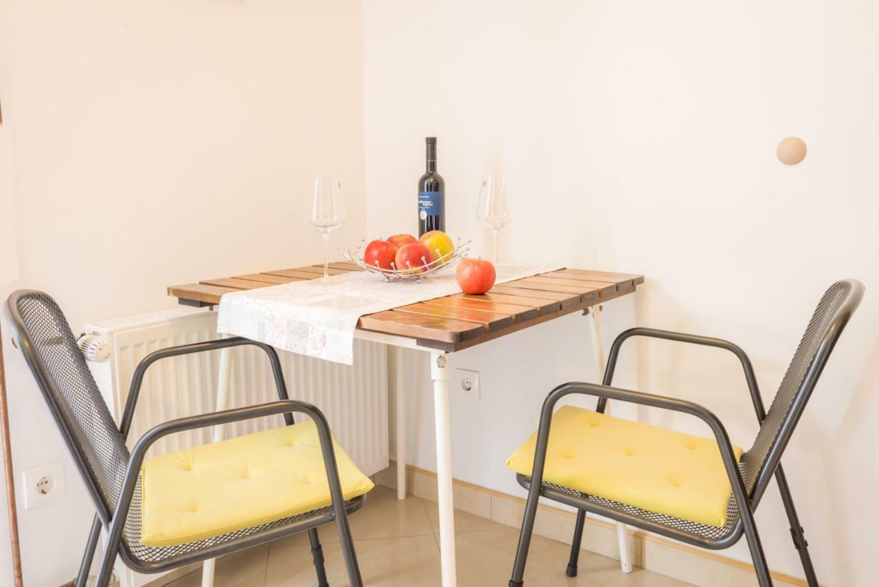 Apartments Baskovic Promajna Εξωτερικό φωτογραφία
